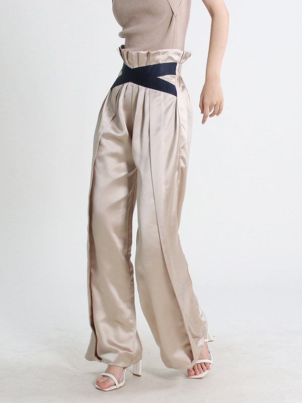 Classic Vintage Trousers with a Flattering Fit
