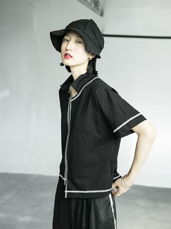 Well Tailored T-Shirt with a Graceful Silhouette