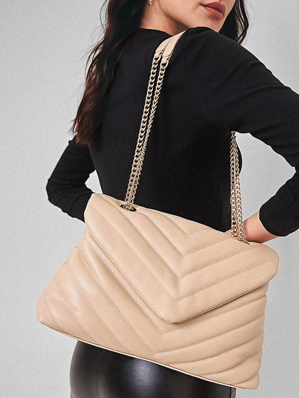 Beautifully Crafted Bag in a Classic Style