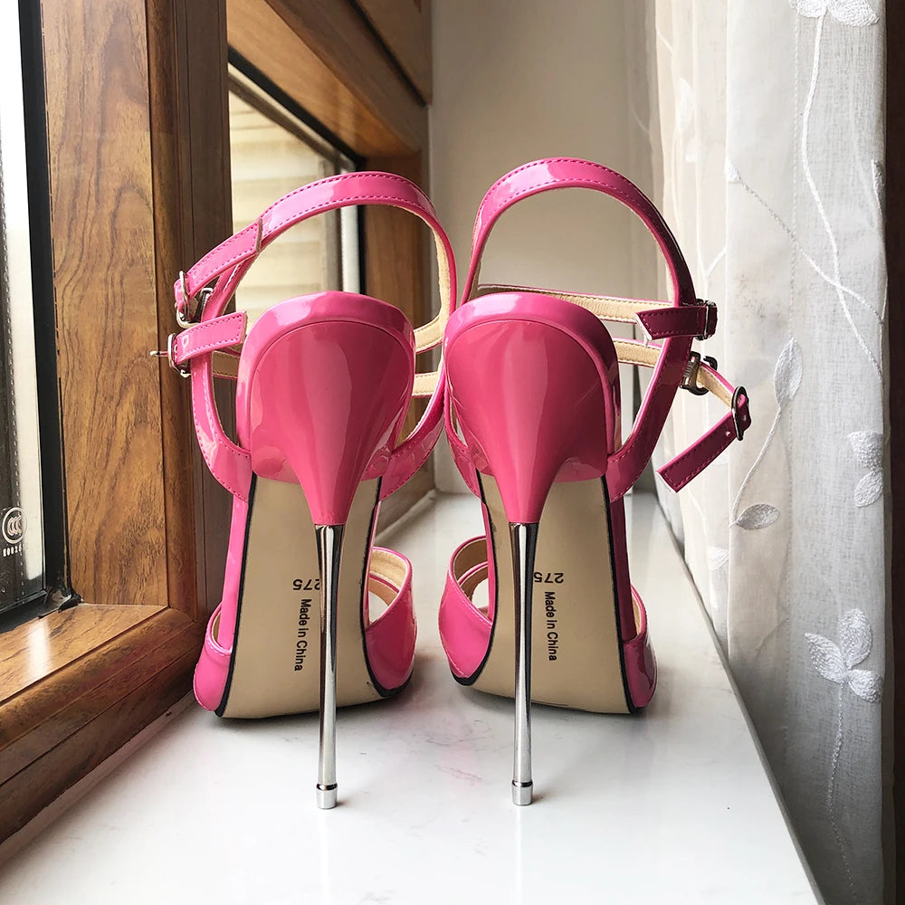 Beautifully Crafted Sandals in a Classic Style