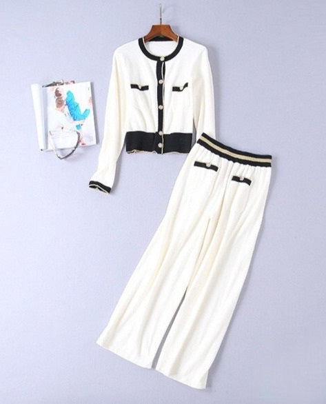 Sophisticated Garment with a Clean Classic Look