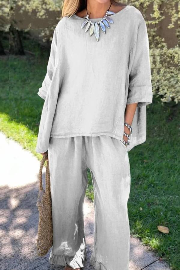 Sophisticated Pants with a Clean Classic Look