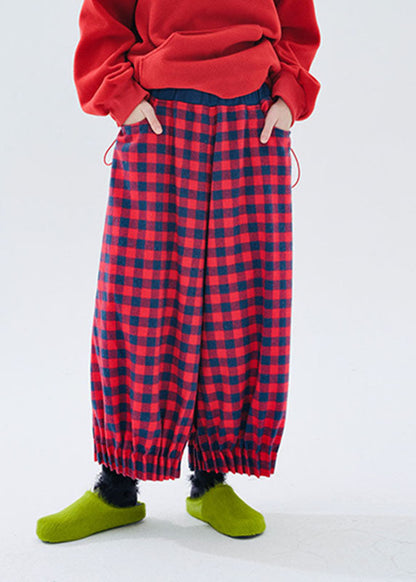 Effortlessly Elegant Pants with a Timeless Design