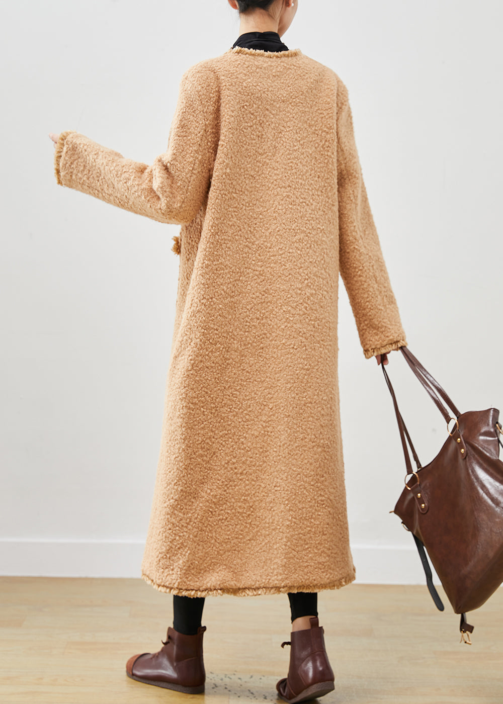 Beautifully Finished Coat in a Timeless Design