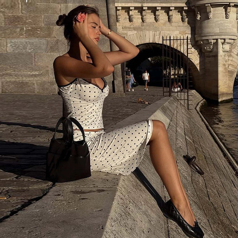 Classic Vintage Garment with a Flattering Fit