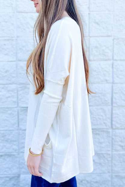 Effortlessly Elegant Sweater with a Timeless Design