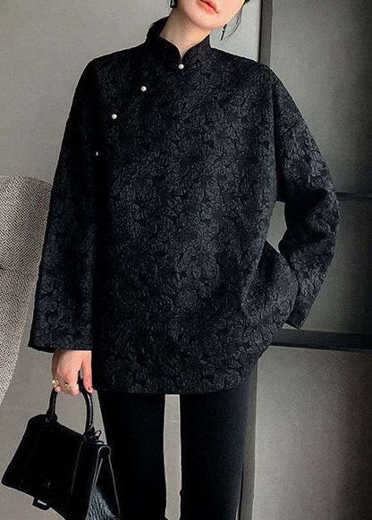 Gracefully Styled Coat for Any Occasion