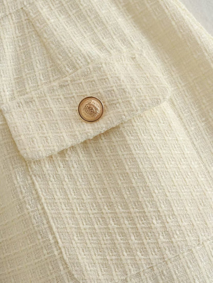 Classic Vintage Coat with a Flattering Fit