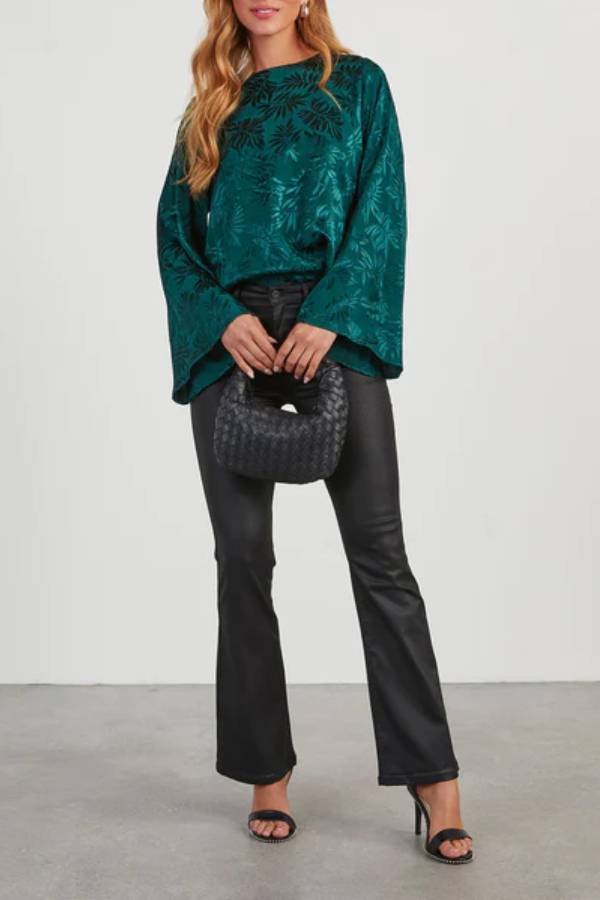 Sophisticated Top with a Clean Classic Look