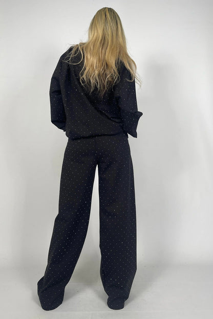 Well Tailored Shirt with a Graceful Silhouette