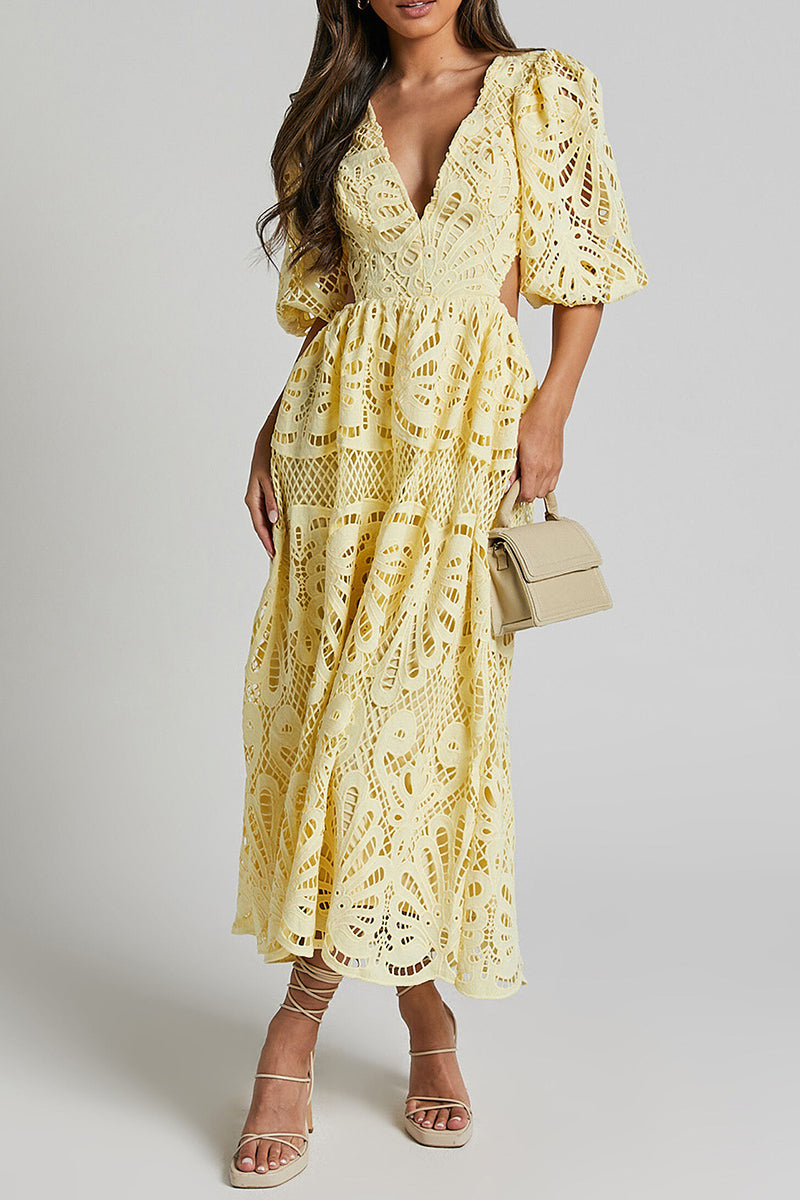 Beautifully Finished Dress in a Timeless Design