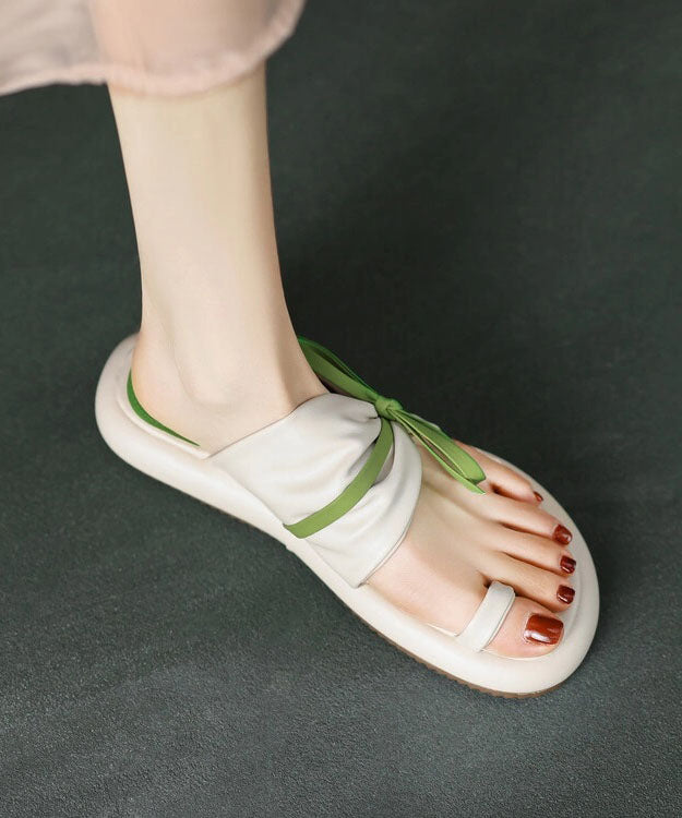 Classic Vintage Sandals with a Flattering Fit
