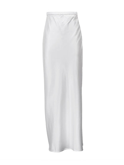 Sophisticated Garment with a Clean Classic Look