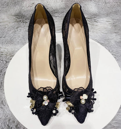 A Vintage Style Heels with Delicate Timeless Details
