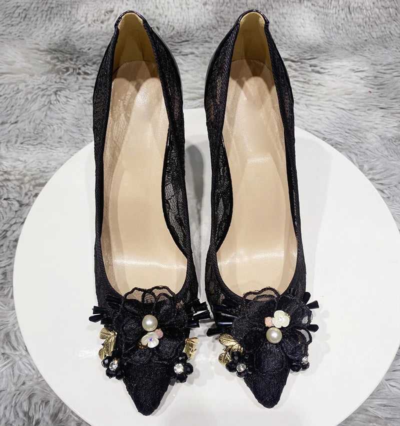 Well Tailored Heels with a Graceful Silhouette