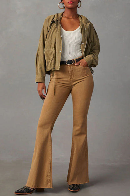 Well Tailored Pants with a Graceful Silhouette