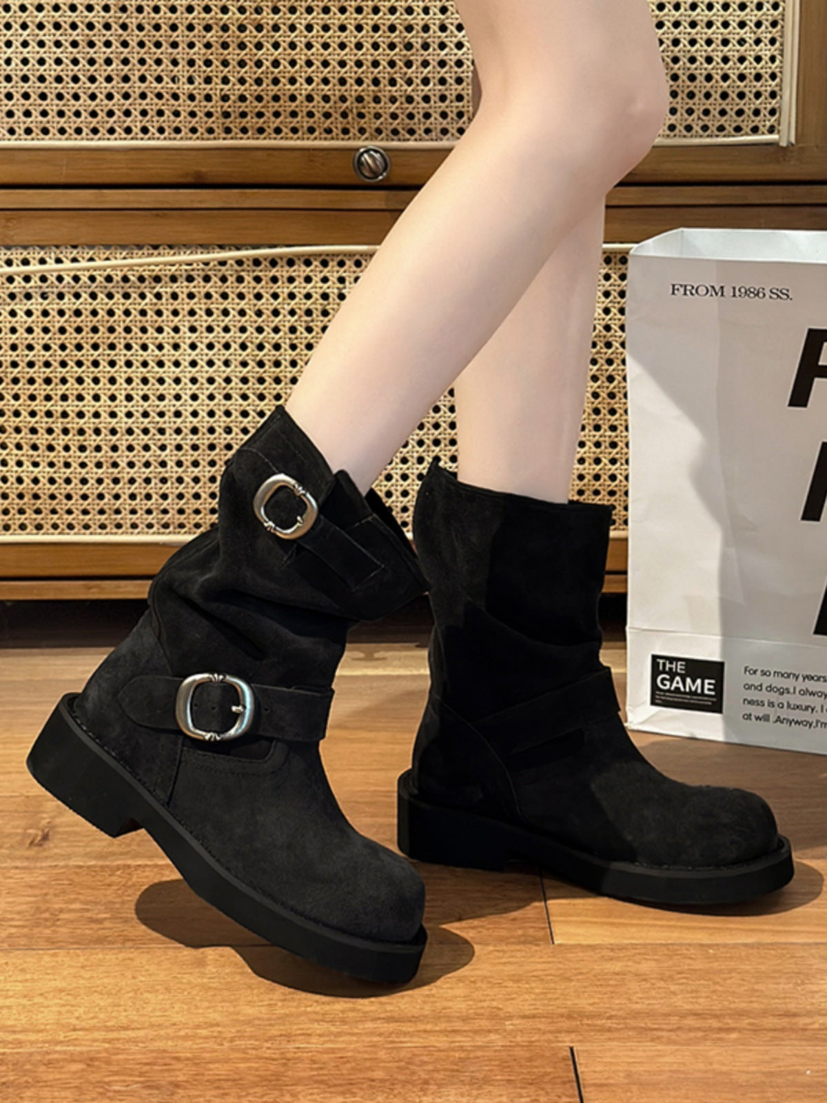 Classic Vintage Boots with a Flattering Fit