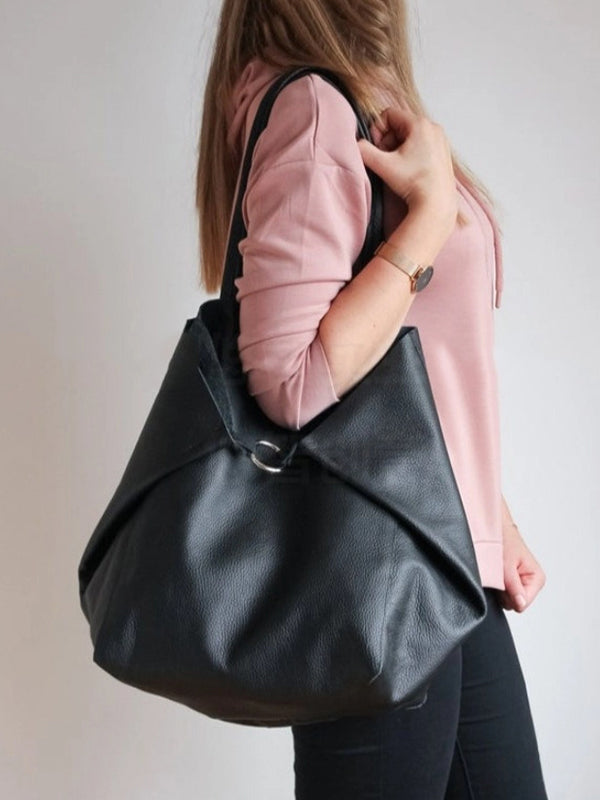Polished Bag with an Effortless Classic Look