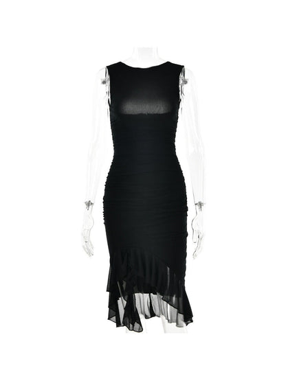 Well Tailored Dress with a Graceful Silhouette