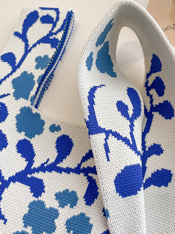 Elegantly Styled Bag for Everyday Wear