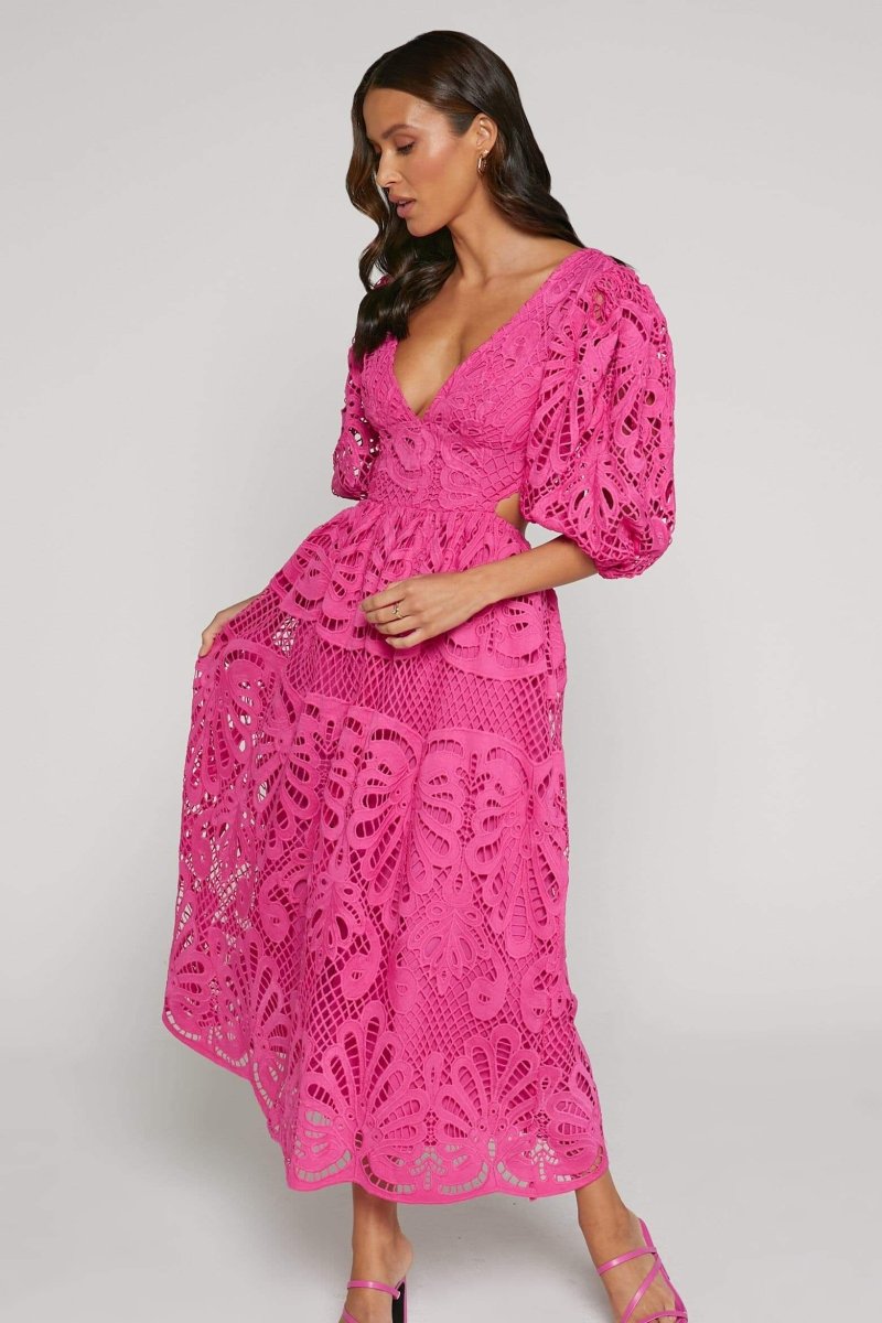 Gracefully Styled Dress for Any Occasion