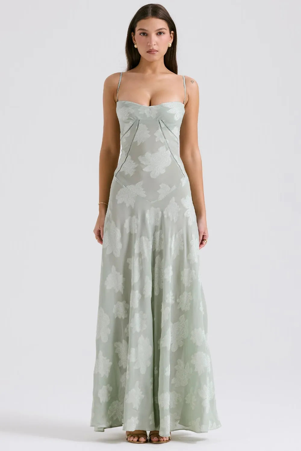 Classic Vintage & Enduringly Stylish Garment