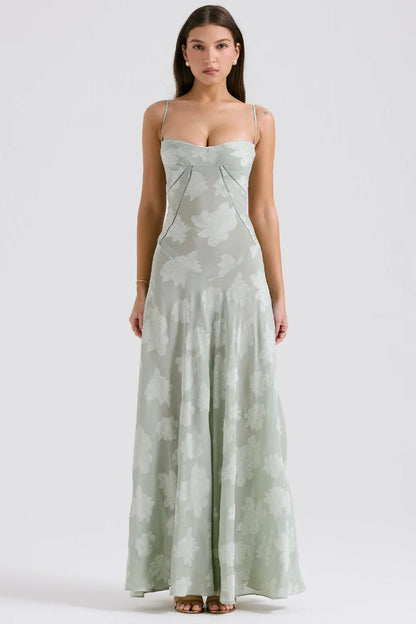 Classic Vintage & Enduringly Stylish Garment