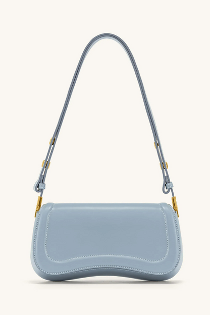 Effortlessly Elegant Garment with a Timeless Design