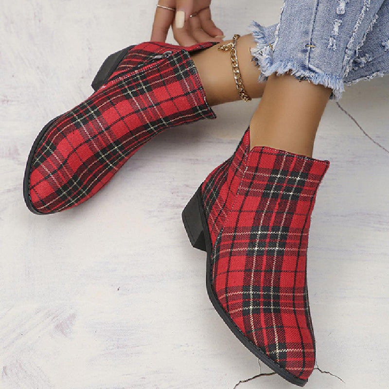 Classic Vintage Shoes with a Flattering Fit