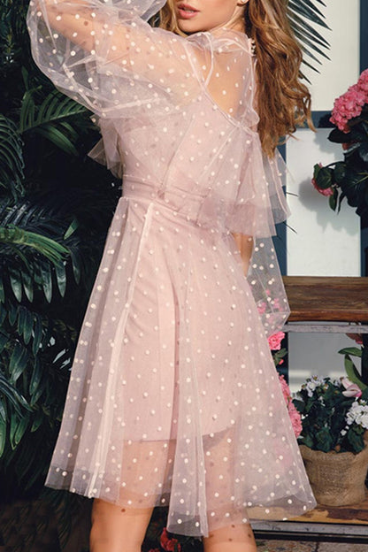 Beautifully Crafted Dress in a Classic Style
