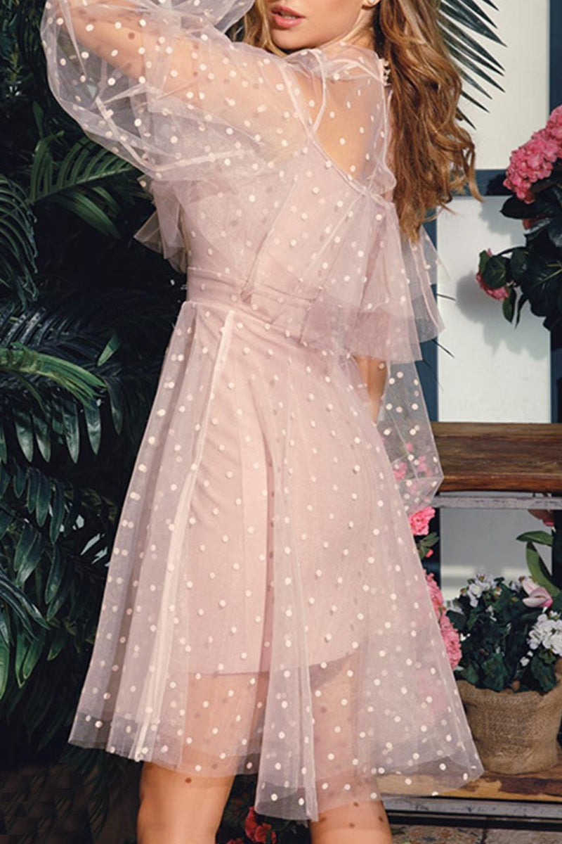 Beautifully Crafted Dress in a Classic Style