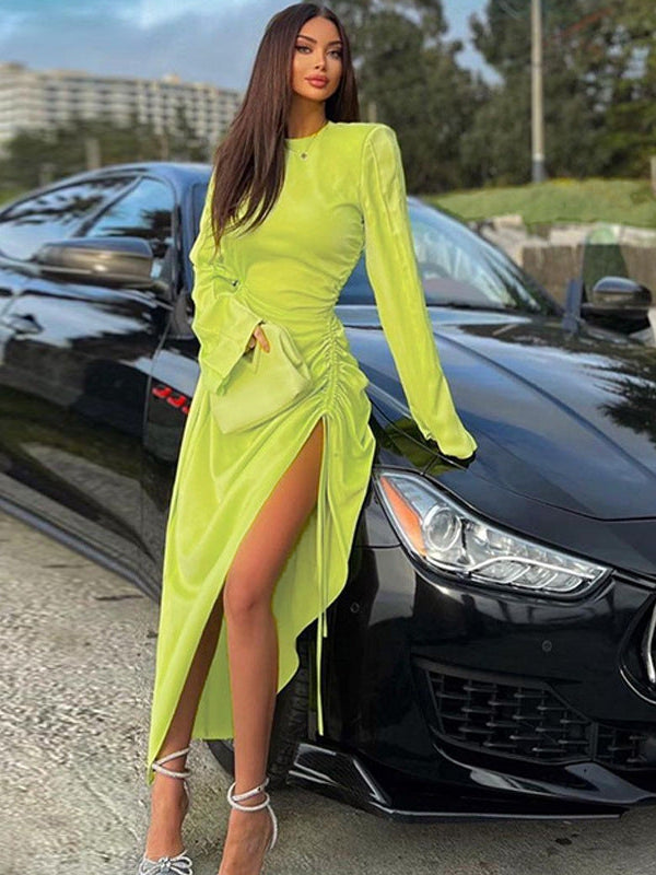 Effortlessly Elegant Dress with a Timeless Design
