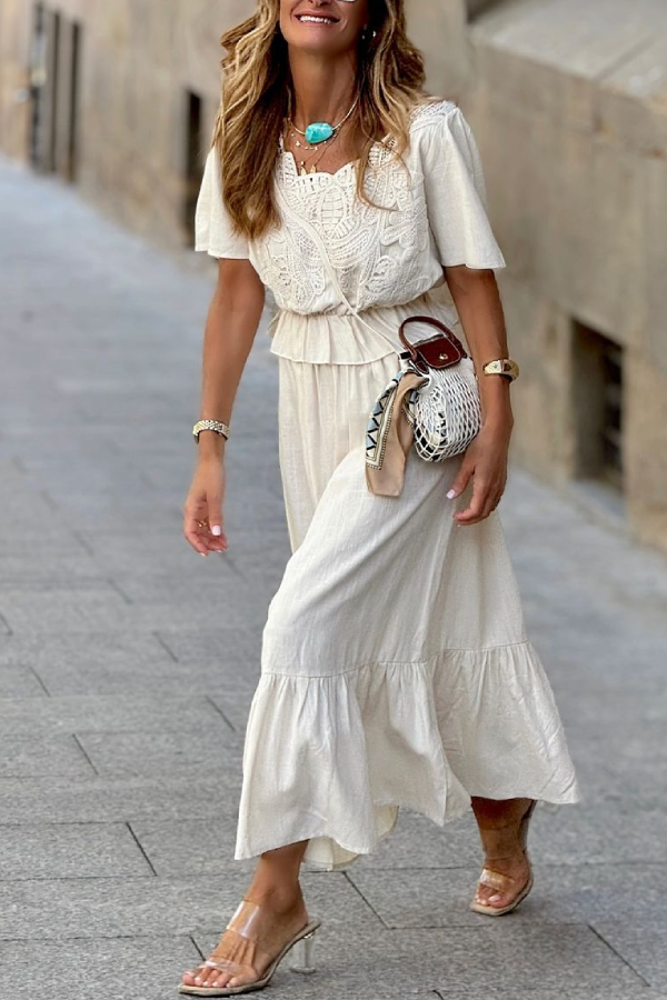 Beautifully Finished Top in a Timeless Design