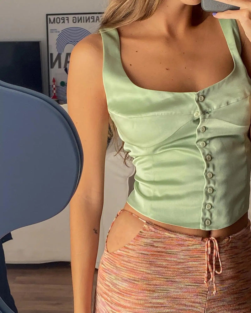 Sophisticated Top with a Clean Classic Look