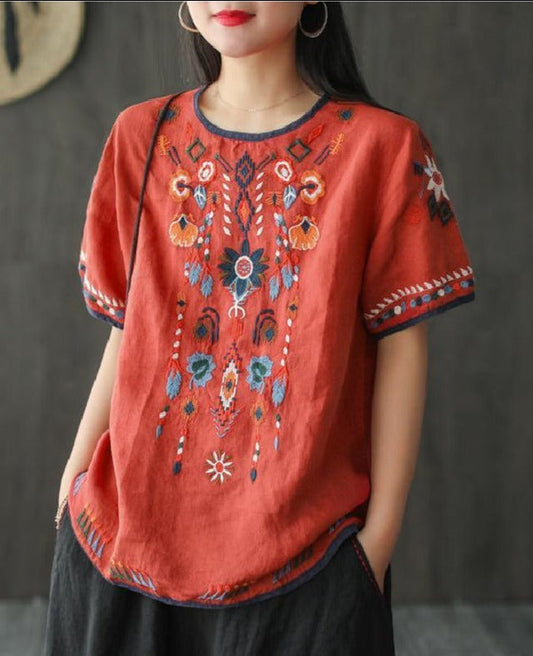 Well Tailored Shirt with a Graceful Silhouette