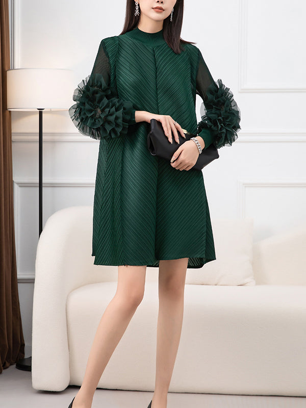 Classic Vintage Dress with a Flattering Fit