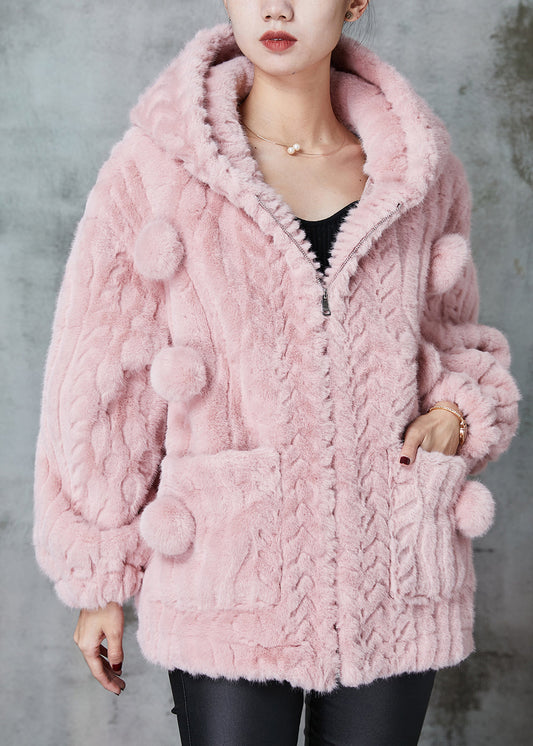 Elegantly Styled Coat for Everyday Wear