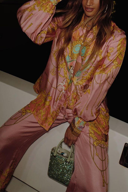 Gracefully Styled Blouse for Any Occasion