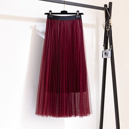 Effortlessly Elegant Garment with a Timeless Design