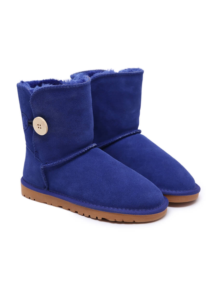 Polished Boots with an Effortless Classic Look