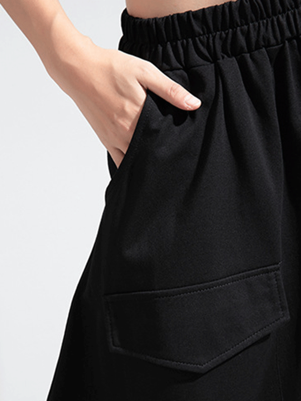 Classic Vintage Pants with a Flattering Fit