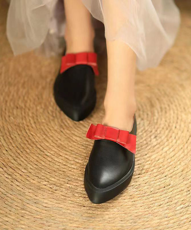 Well Tailored Sandals with a Graceful Silhouette