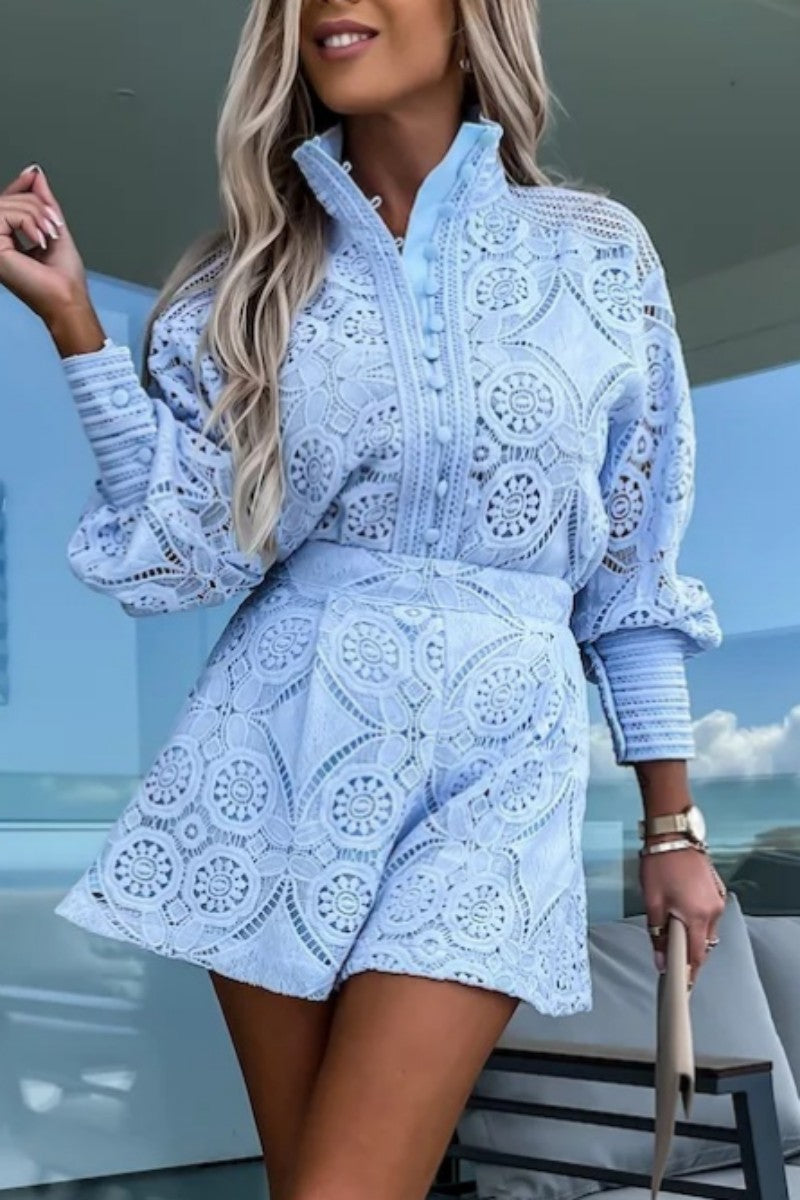 Effortlessly Elegant Garment with a Timeless Design