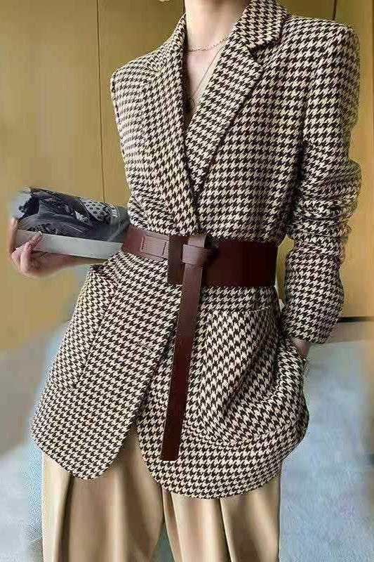 Well Tailored Garment with a Graceful Silhouette