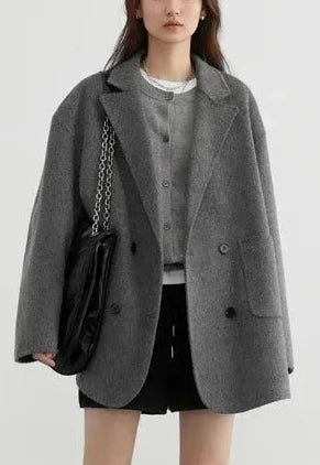 Elegantly Styled Coat for Everyday Wear