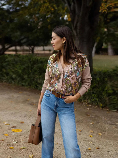 Elegantly Styled Cardigan for Everyday Wear