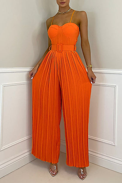 Sophisticated Garment with a Clean Classic Look