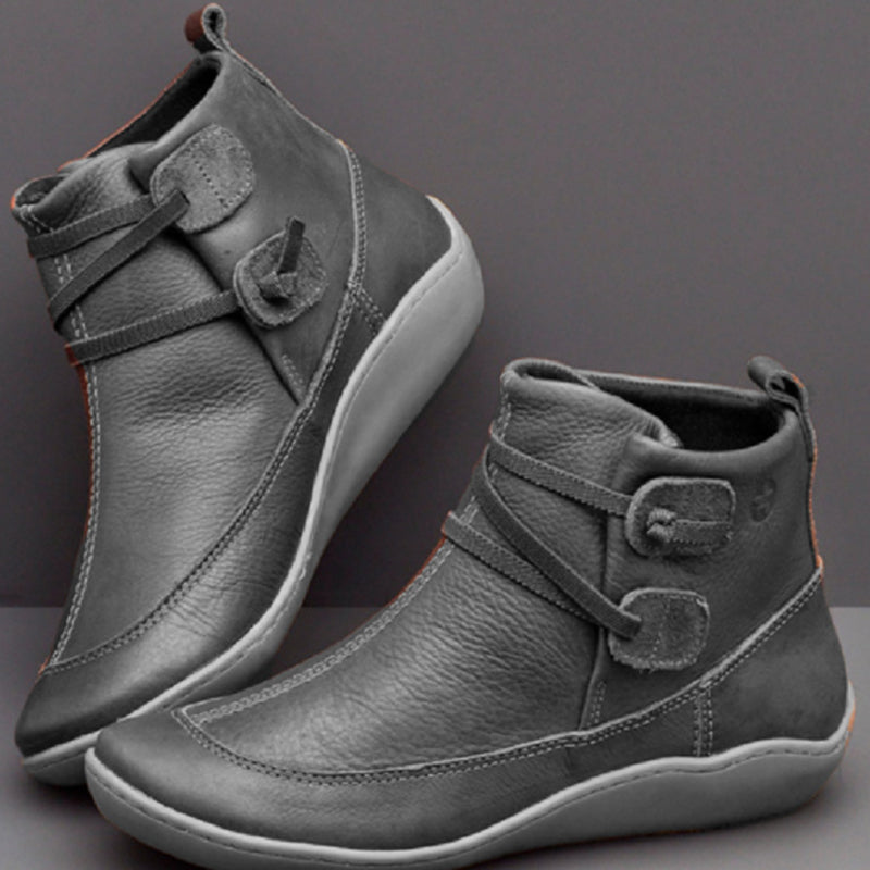 Effortlessly Elegant Shoes with a Timeless Design