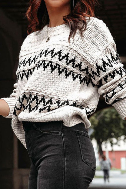 Effortlessly Elegant Top with a Timeless Design