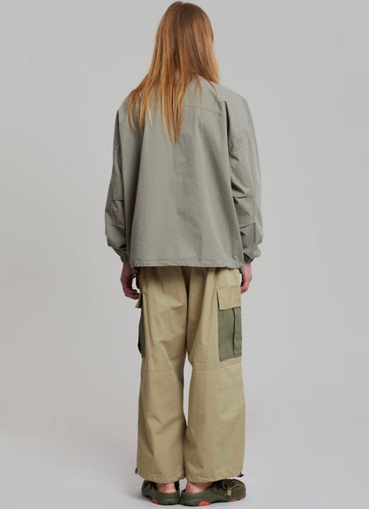 Well Tailored Trousers with a Graceful Silhouette